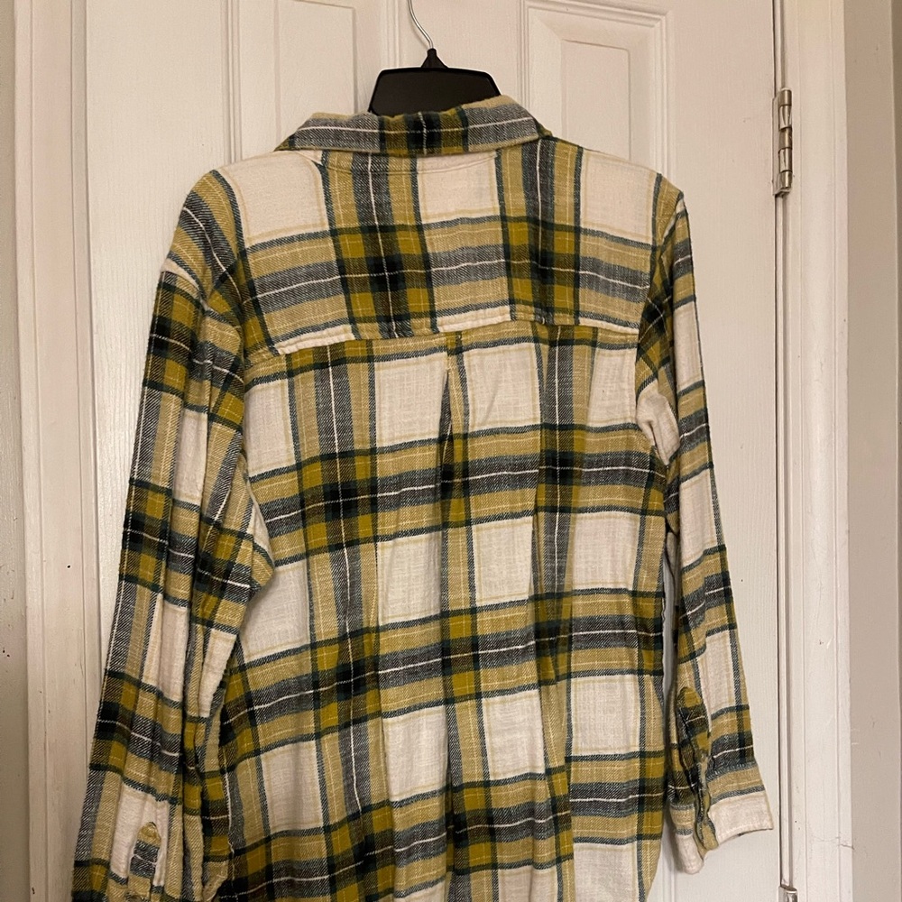 Flannel - Picture 2 of 3